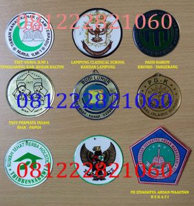 contoh medali wisuda anak murah jakarta