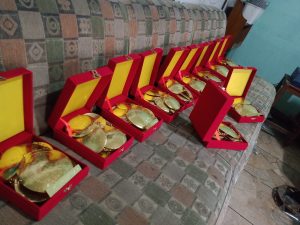 kalung medali wisuda rektor