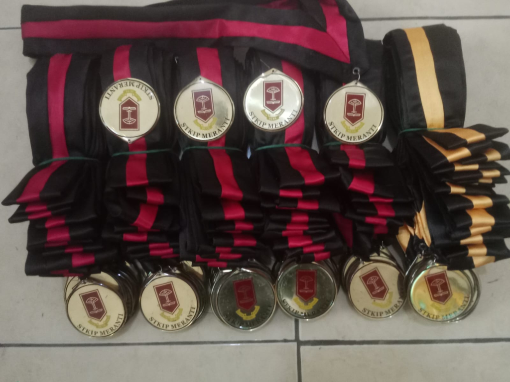 pembuatan toga wisuda murah berkualitas Kabupaten Meranti